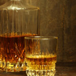 Traditional-3.-Complementary-accessories-whiskey-decanter