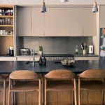 Darcrest black quartz worktop case study